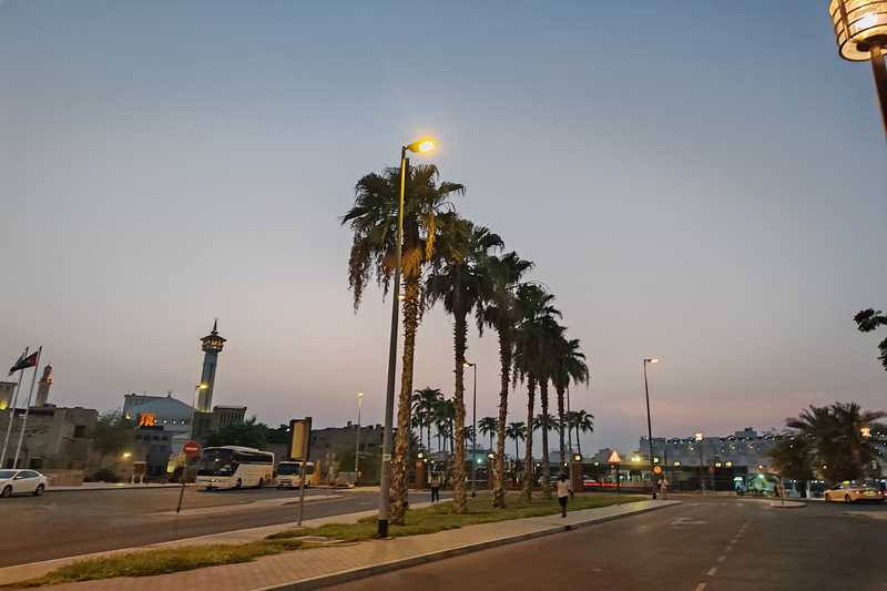 770428215_1.jpg